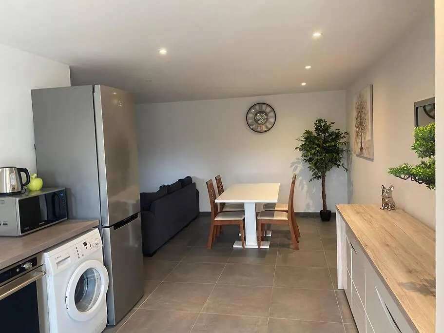 Apartament Appartement Neuf Dans Villa Aiglun  Francja
